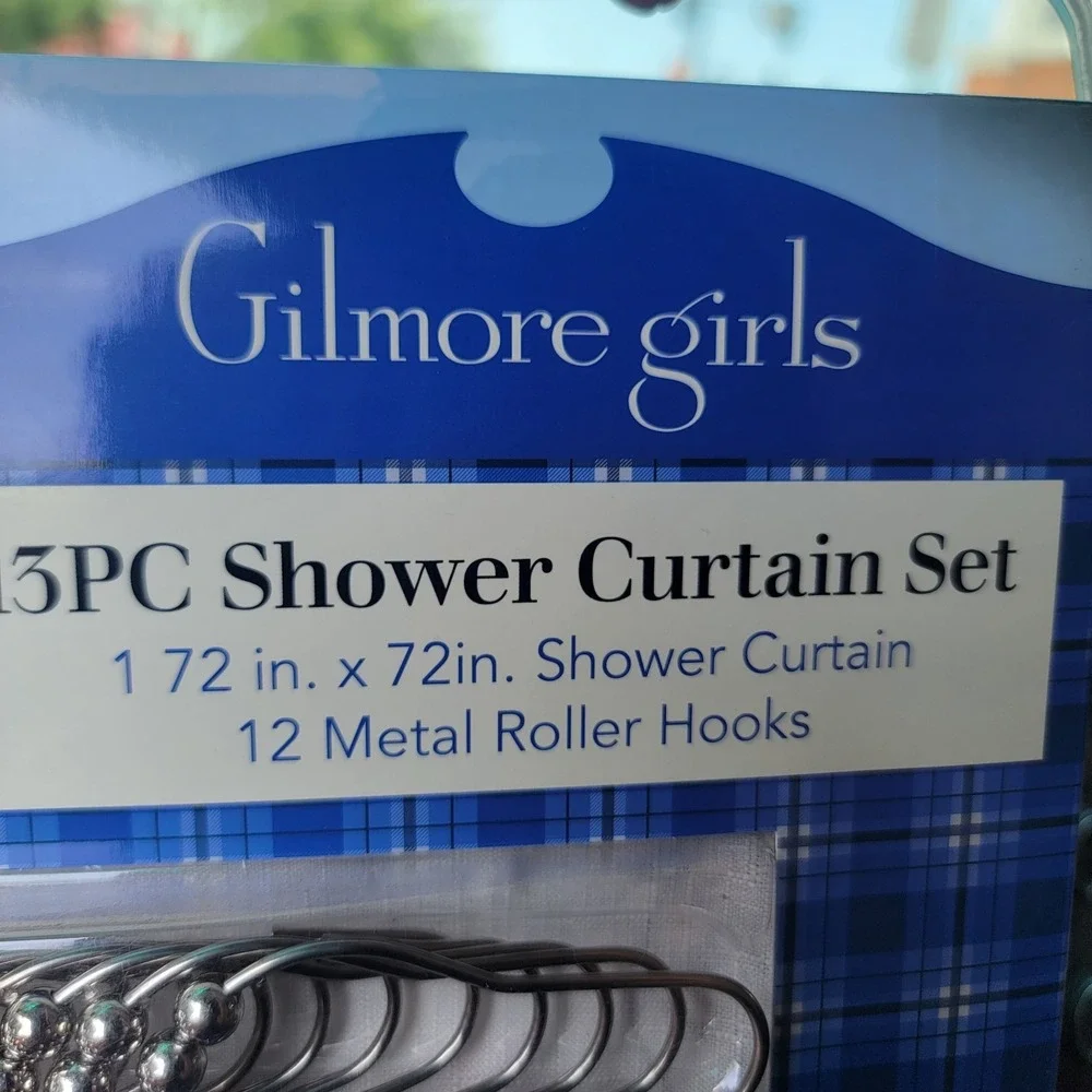 GILMORE GIRLS Luke's Diner Icons AOP Fabric Shower Curtain 72